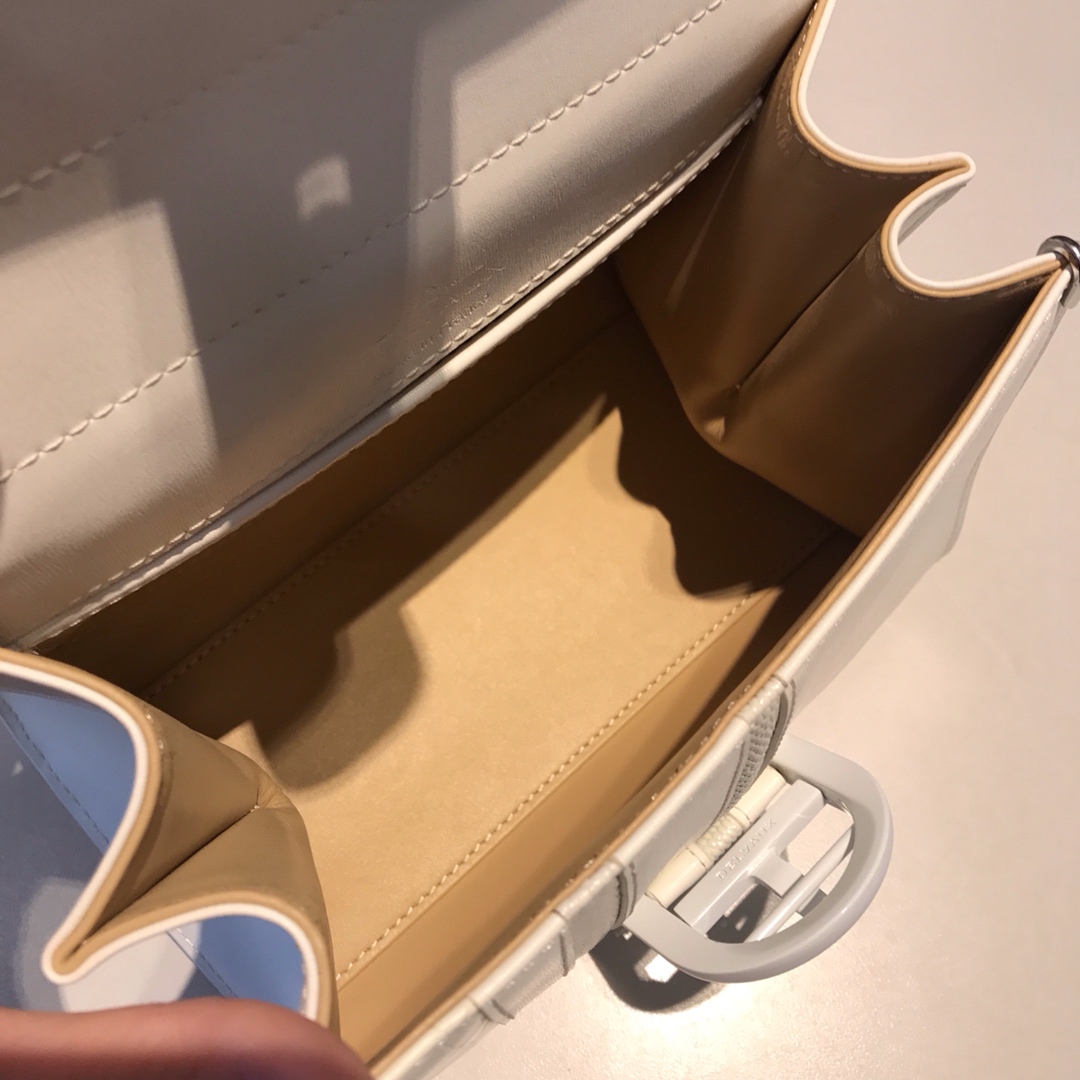 델보 브리앙 박스백 미니